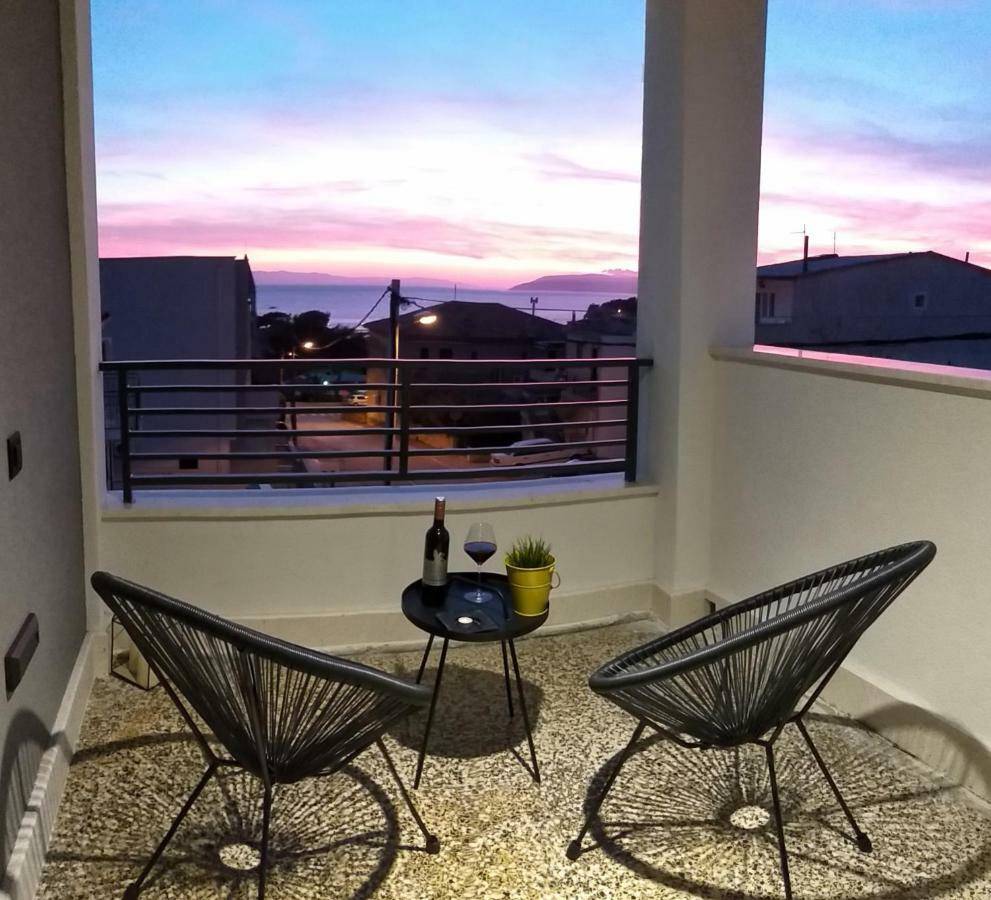 Apartman For 4 - Lovreta Макарска Екстериор снимка